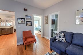 Couple's Mountain Getaway Close to Everything!