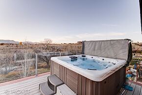 5BR Mtn Views Family Getaway HOT TUB