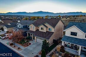 5BR Mtn Views Family Getaway HOT TUB