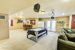 5BR Mtn Views Family Getaway HOT TUB