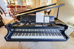 5BR Mtn Views Family Getaway HOT TUB