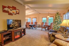 4BR Entertainer AF Academy Hot Tub, Firepit!