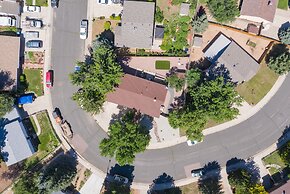 4BR Dog Friendlygarden of the Godsbbq Grill!