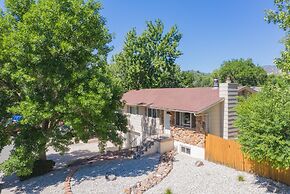 4BR Dog Friendlygarden of the Godsbbq Grill!