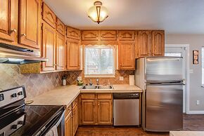 4BR Dog Friendlygarden of the Godsbbq Grill!