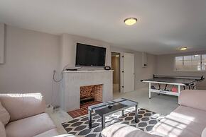 4 Bedroom Mountain View with Firepit & Ping Pong