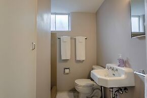 4 Bedroom Mountain View with Firepit & Ping Pong