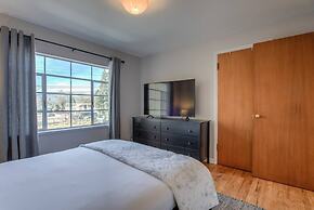 4 Bedroom Mountain View with Firepit & Ping Pong