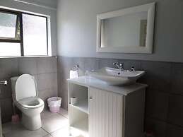 Luxury Heights Guesthouse