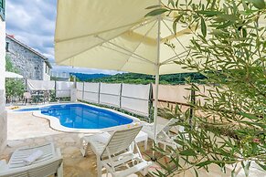 Villa Holiday Home Zvečanje