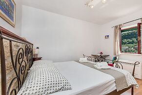 Villa Holiday Home Zvečanje