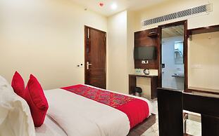 Hotel Grand Uddhav