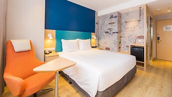 Holiday Inn Express Taichung Fengchia by IHG