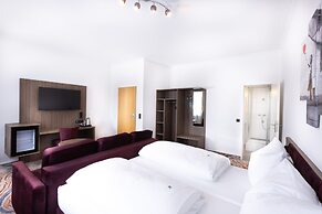 Firzlaffs Hotel Neumünster