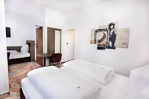 Firzlaffs Hotel Neumünster