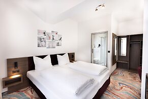Firzlaffs Hotel Neumünster