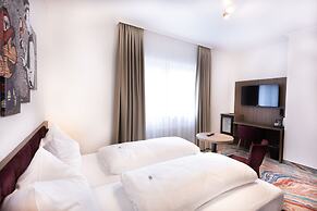 Firzlaffs Hotel Neumünster