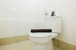 Simply Living 2BR at Bassura City Apartment