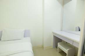 Simply Living 2BR at Bassura City Apartment