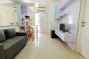 Simply Living 2BR at Bassura City Apartment