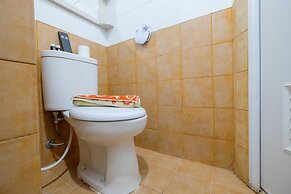 Mini Studio Green Pramuka Apartment