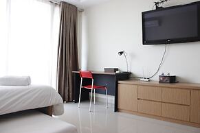 Comfortable Studio at Beverly Dago Apartment near ITB