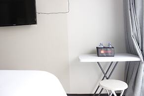 Homey Studio Gateway Pasteur Apartment near Exit Toll