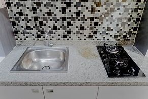 Relaxing Studio Apartment at Tamansari Papilio