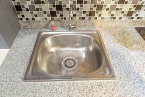 Relaxing Studio Apartment at Tamansari Papilio