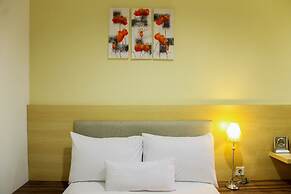 Modern 1BR with Sofa Bed @ Cinere Bellevue Apartment