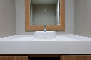 Homey Studio Room Tree Park Apartment near BSD City