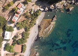 Ravdoucha Beach Studios