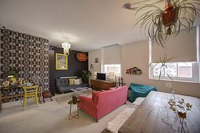 Old Town Grade II Listed 2 Bed