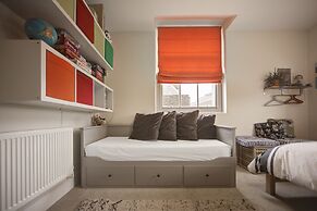 Old Town Grade II Listed 2 Bed