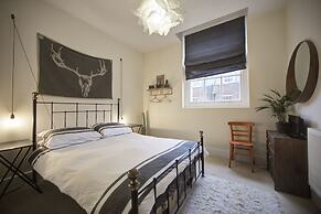 Old Town Grade II Listed 2 Bed