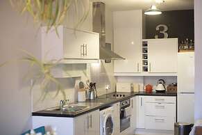 Old Town Grade II Listed 2 Bed