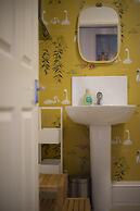 Old Town Grade II Listed 2 Bed