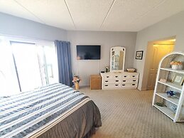 Island House F232