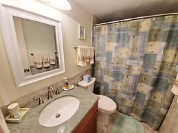 Island House F232