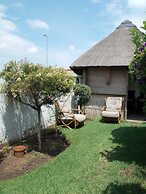 Orlando West Guest House - Hostel