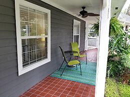 Mimosa Cottage