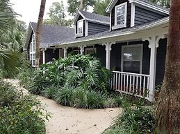 Mimosa Cottage