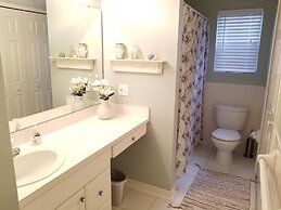 Mimosa Cottage
