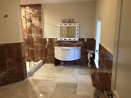 Ocean Mansion on the Beach, Private Pool, Hot Tub