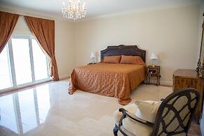 Ocean Mansion on the Beach, Private Pool, Hot Tub