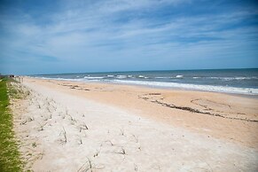 Ocean Mansion on the Beach, Private Pool, Hot Tub