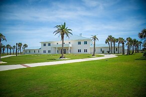 Ocean Mansion on the Beach, Private Pool, Hot Tub