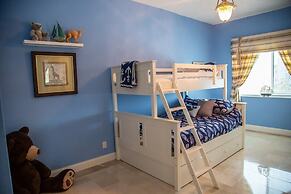 Ocean Mansion on the Beach, Private Pool, Hot Tub