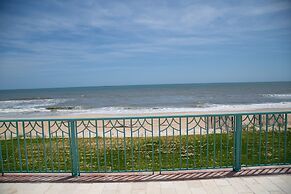 Ocean Mansion on the Beach, Private Pool, Hot Tub
