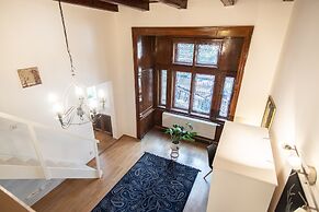 Lovely Apartment on Mala Strana just 10 mins walk to scenic places